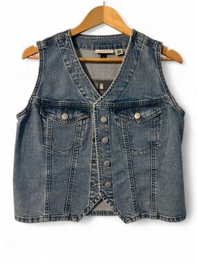 Universal Thread Light Blue Denim Vest